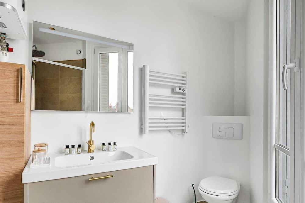 Entire apartment, Prestige et sérénité à proximité de Paris in Ivry-sur-Seine, Val-de-Marne