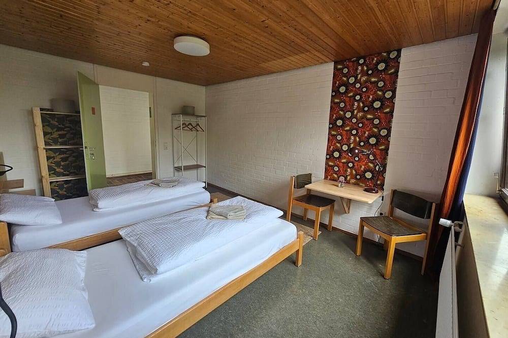 Ganze Wohnung, Doppelzimmer für 2 Gäste mit 15m² in Gomadingen (297585) in Gomadingen, Neckar-Alb