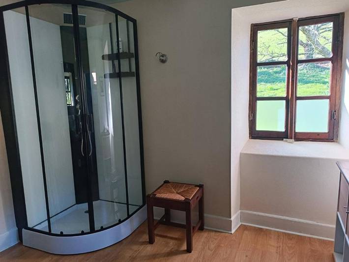 Gîte pour 2 personnes, avec Balcon et Terrasse ainsi que Jardin et Vue à Nistos - 4