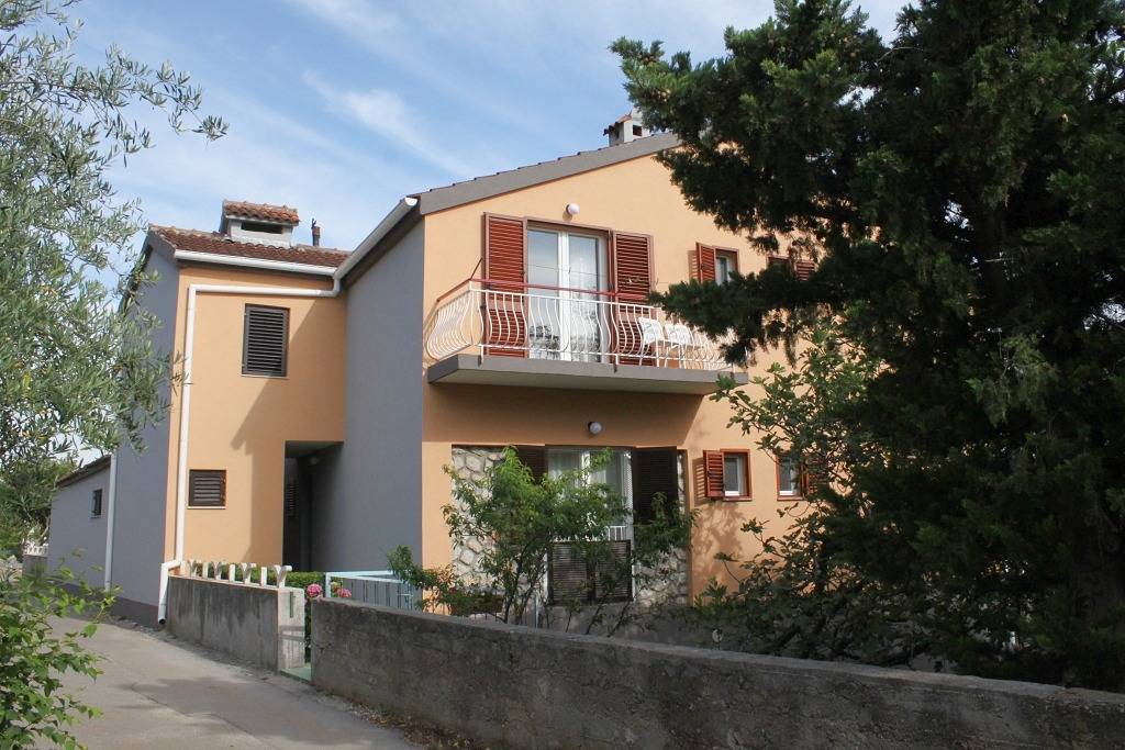 Ganze Wohnung, 1-Zimmer-Ferienwohnung mit Terrasse und Meerblick Starigrad, Paklenica A-6594-b in Starigrad Paklenica, Starigrad
