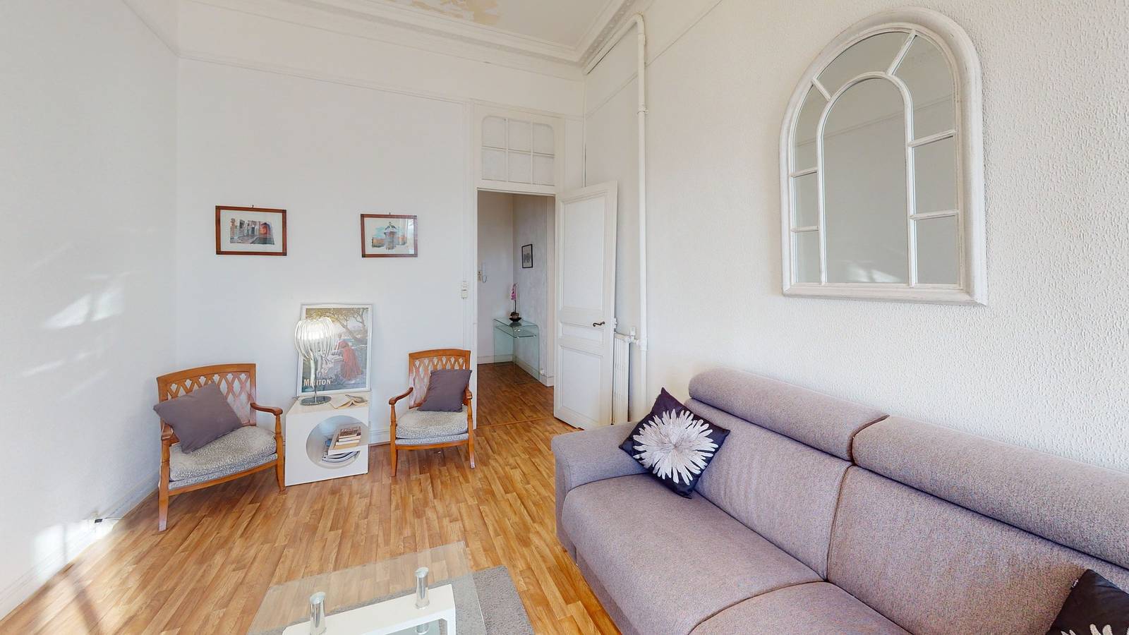 Hel ferielejlighed, Ferielejlighed for 4 personer med balkon in Menton, Nice og omegn