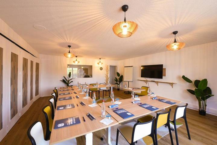 Hôtel pour 2 personnes, avec terrasse, animaux acceptés à Villeneuve-Saint-Georges - 4