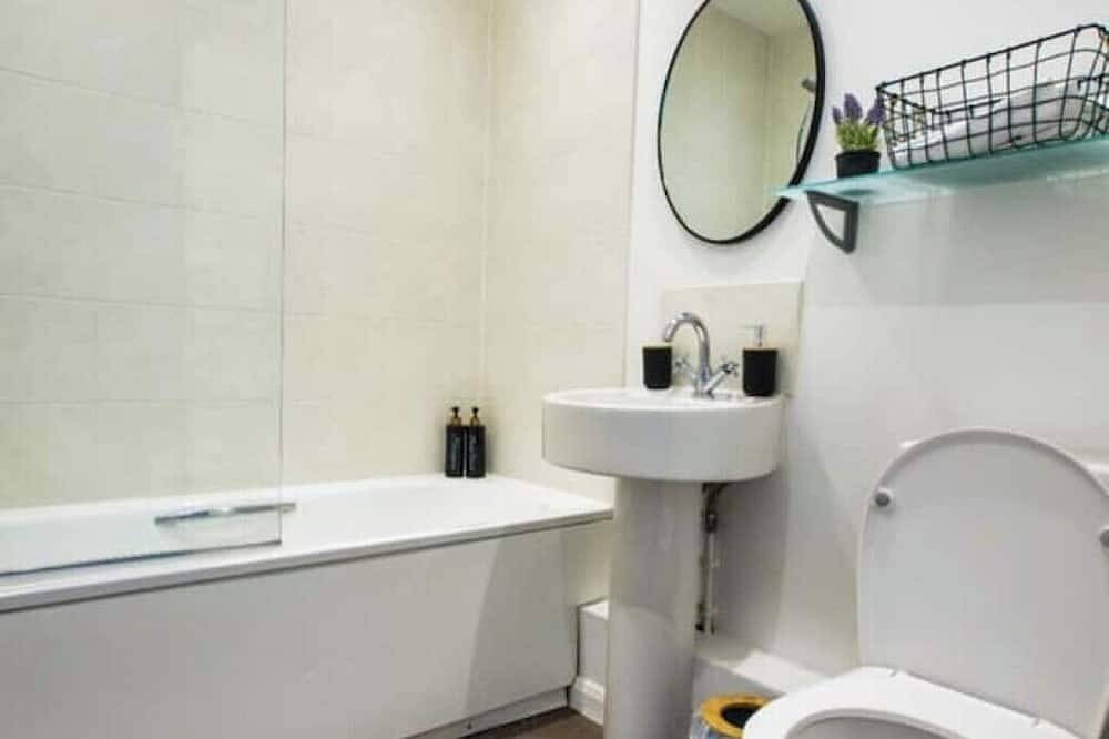 Entire home in Berkshire, United Kingdom in Reading, Berkshire