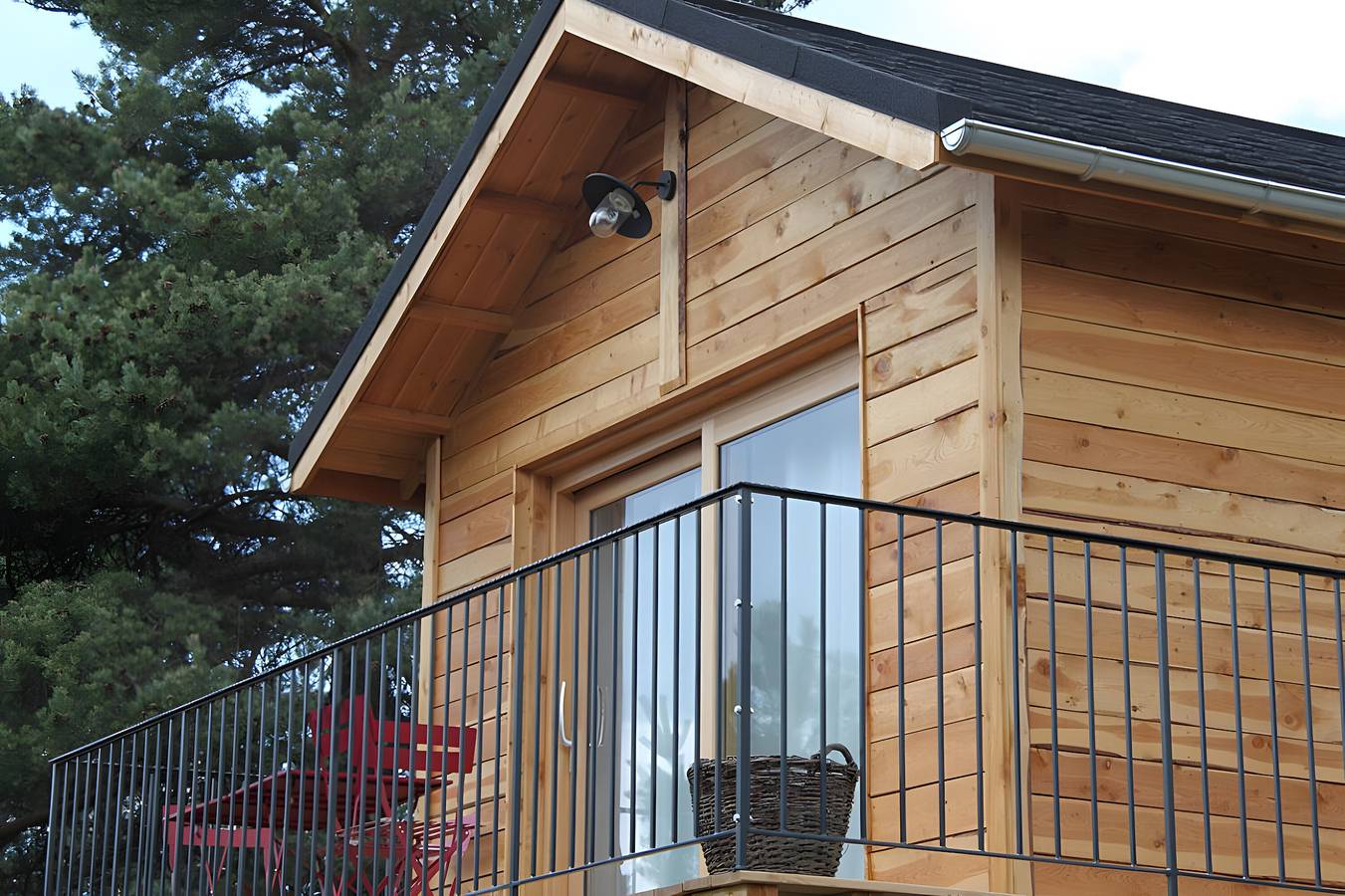 Chalet „Shangri-la“ mit Bergblick, privatem Garten und Wlan in Saint-Jean-Saint-Nicolas, Nationalpark Écrins
