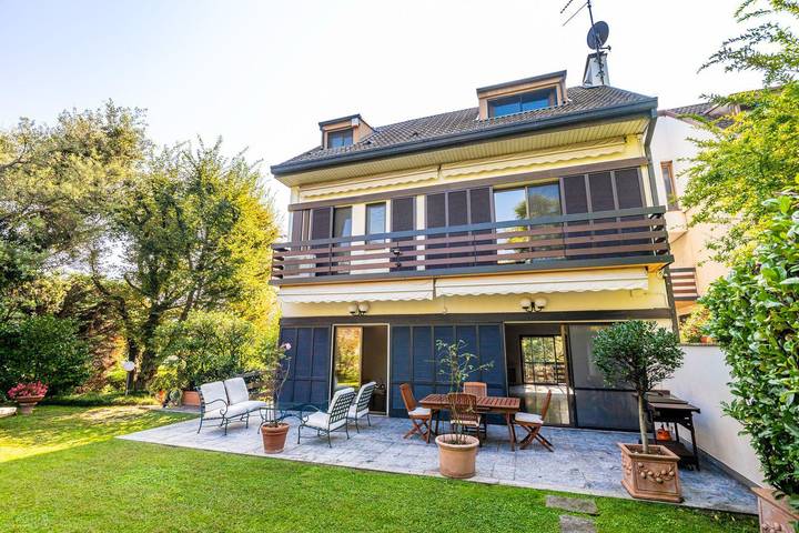 Villa pour 6 personnes, avec Balcon ainsi que Terrasse et Jardin à Milan