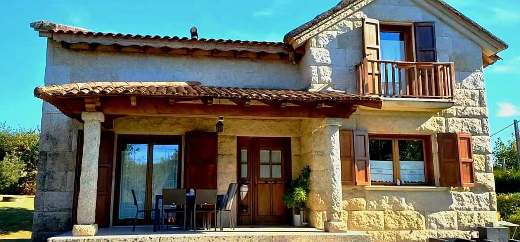 Casa de vacaciones para 6 personas, con Terraza además de Jardín y Vistas en Mondariz
