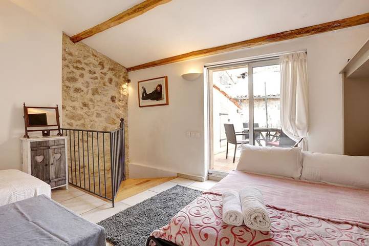 Location de vacances pour 6 personnes, avec terrasse à Valbonne - 4