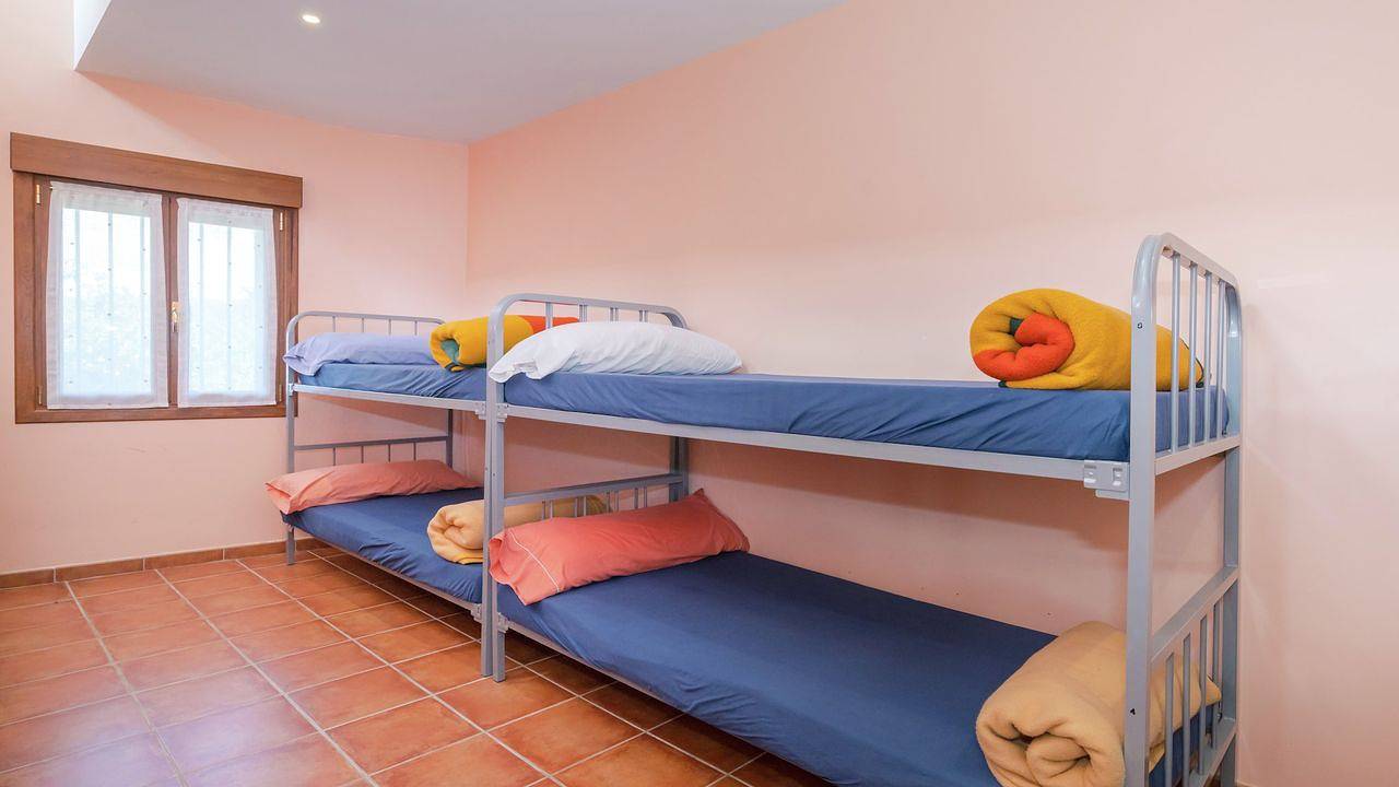 Appartement de vacances entier, Appartement de vacances pour 18 personnes avec terrasse in Salinillas de Buradón/Buradon Gatzaga, Labarrère (Espagne)