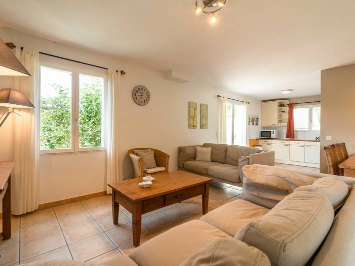 Location de vacances pour 6 personnes, avec piscine et terrasse, adapté aux familles à Félines-Minervois - 3