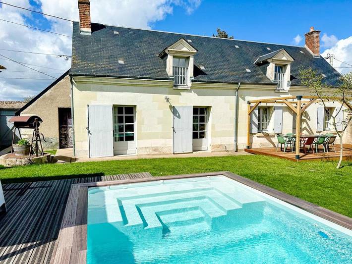 Location de vacances pour 7 personnes, avec jardin et piscine à Mosnes - 3