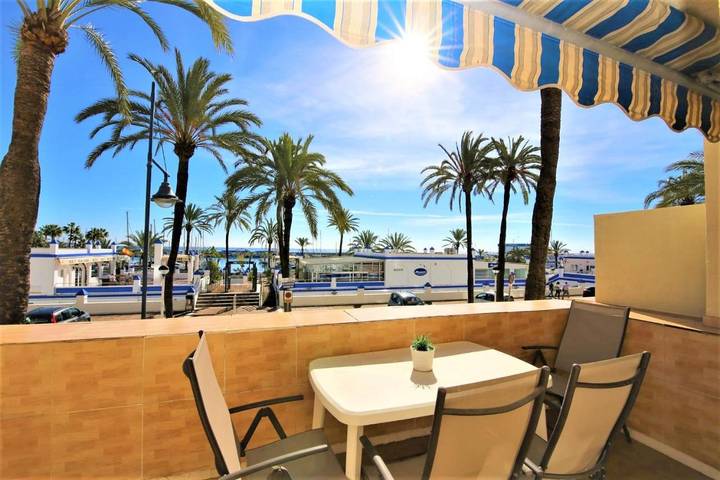 Apartamento de vacaciones para 4 personas, con vistas además de piscina y jardín, Se admiten mascotas - 1