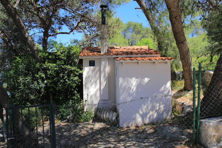 2-Zimmer-Haus mit Terrasse und Meerblick Bucht Ducac, Brac in Postira, Brac