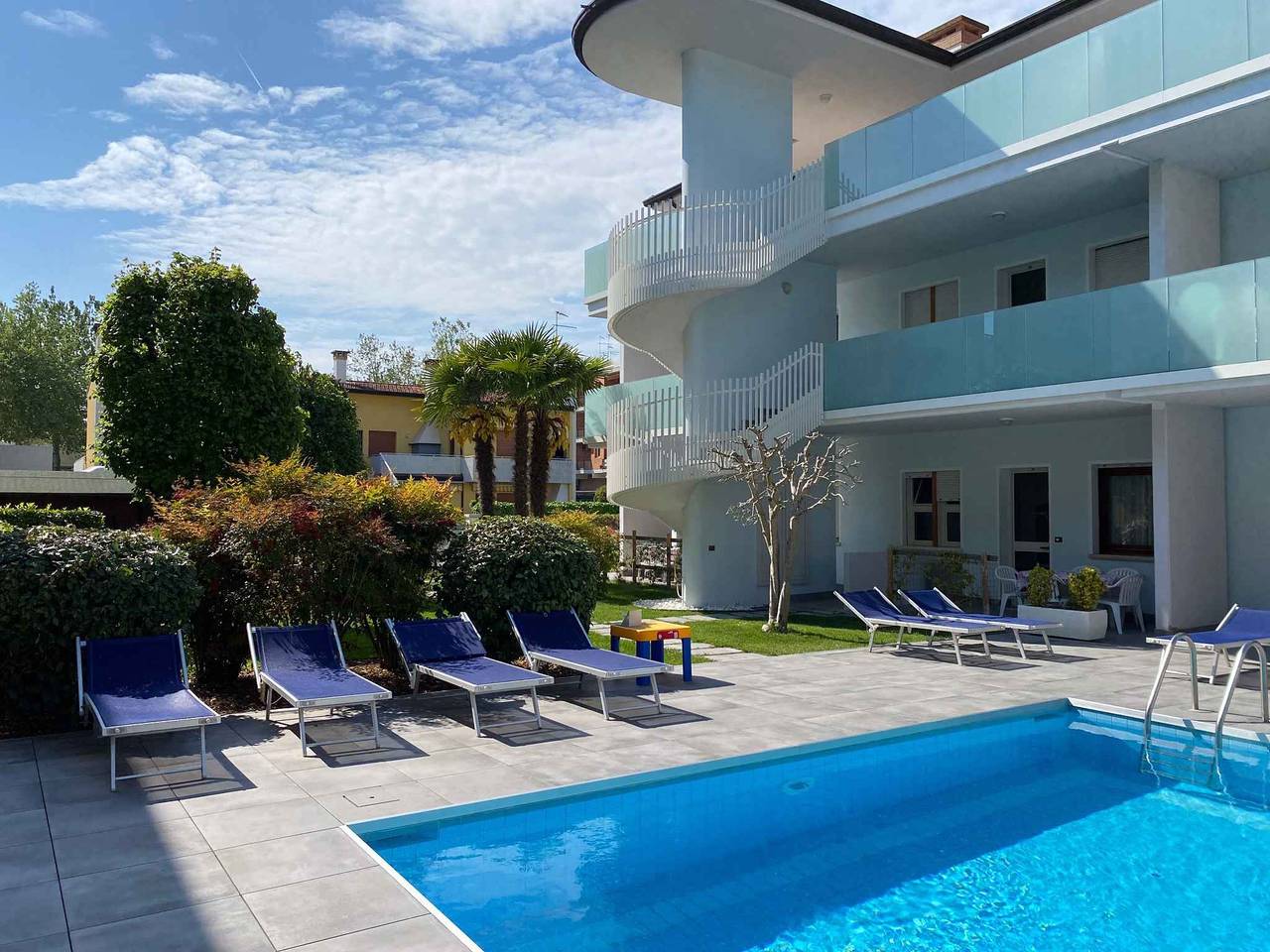 Entire vacation apartment, Holiday apartment with communal pool and air conditioning  in Bibione, Venice Province
