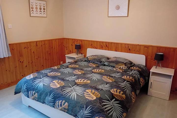 Maison 7 Personnes - Quartier Calme - Belle vue sur Charlannes in Murat-le-Quaire, Regionaler Naturpark Volcans d'Auvergne