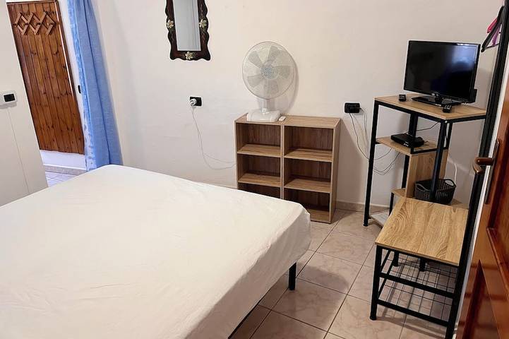 Rustico Porto Pino 30 mt dalla Spiaggia in Porto Pino, Sant'Anna Arresi