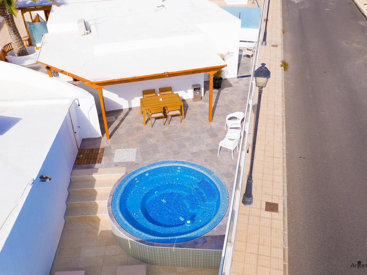 One bedroom villa with private heated Jacuzzi. in Tahiche, Teguise