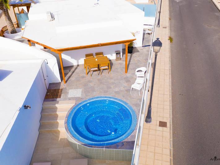 Location de vacances pour 3 personnes, avec terrasse dans Tahiche - 4