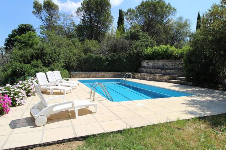 Maison de vacances pour 5 personnes, avec piscine ainsi que balcon et vue