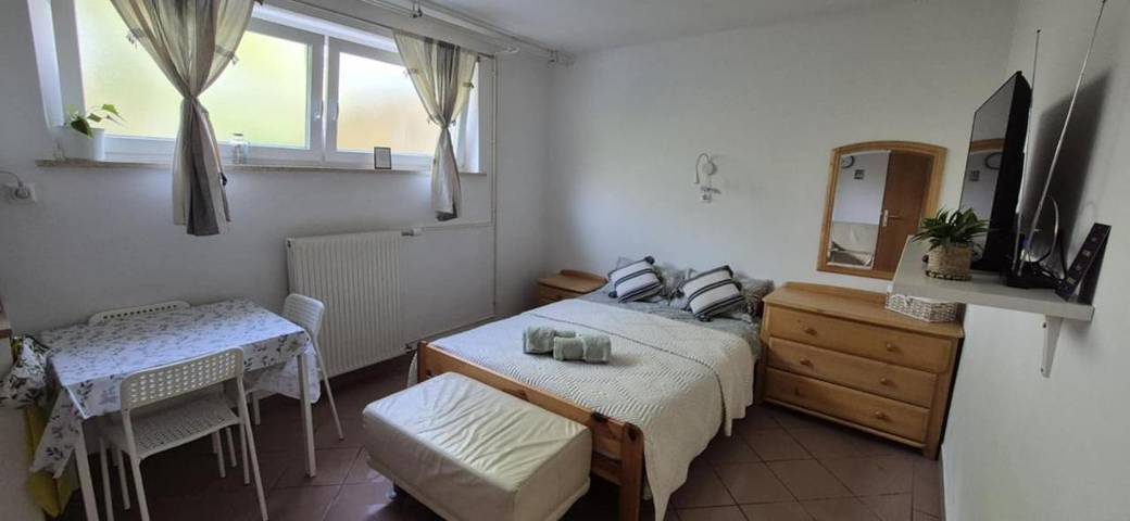 Appartement de vacances pour 3 personnes, avec terrasse et jardin, animaux acceptés