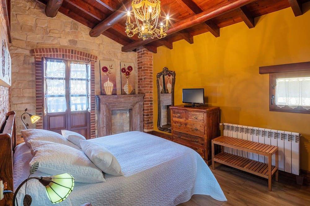 Awesome home in Carabanzo in Lena, Cordillera Cantábrica