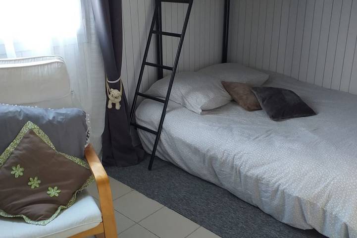 Gîte pour 3 personnes à La Chapelle-de-Brain - 2