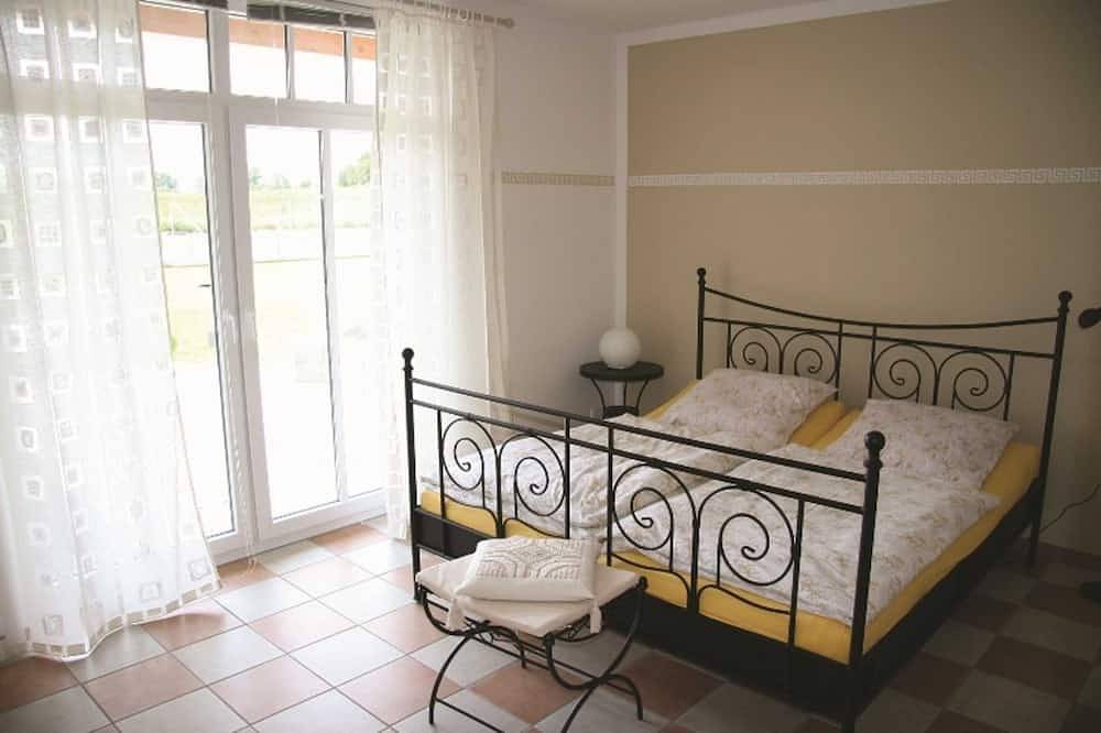 Vacation home in Strasen with pool, (Mundt, Roswitha) H1 - Holiday home in Strasen with pool, (Mundt, Roswitha) in Strasen, Wesenberg