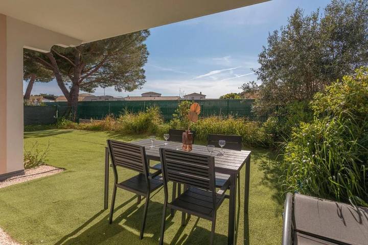 Appartement de vacances pour 4 personnes, avec jardin, animaux acceptés