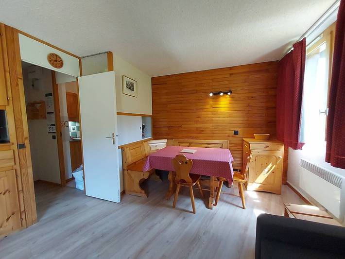 Chalet pour 4 personnes, avec balcon dans Valmorel