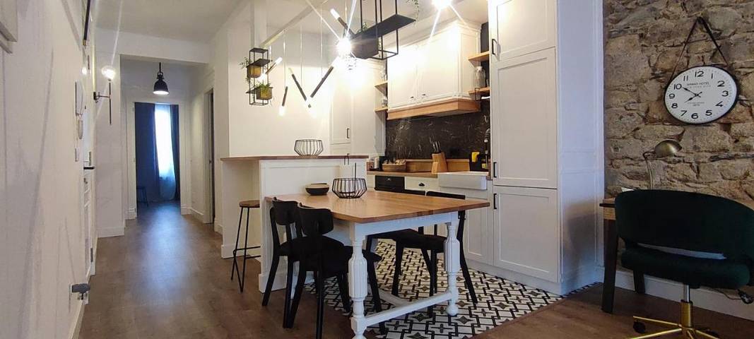 Gîte pour 6 personnes, avec Terrasse à Ferrol