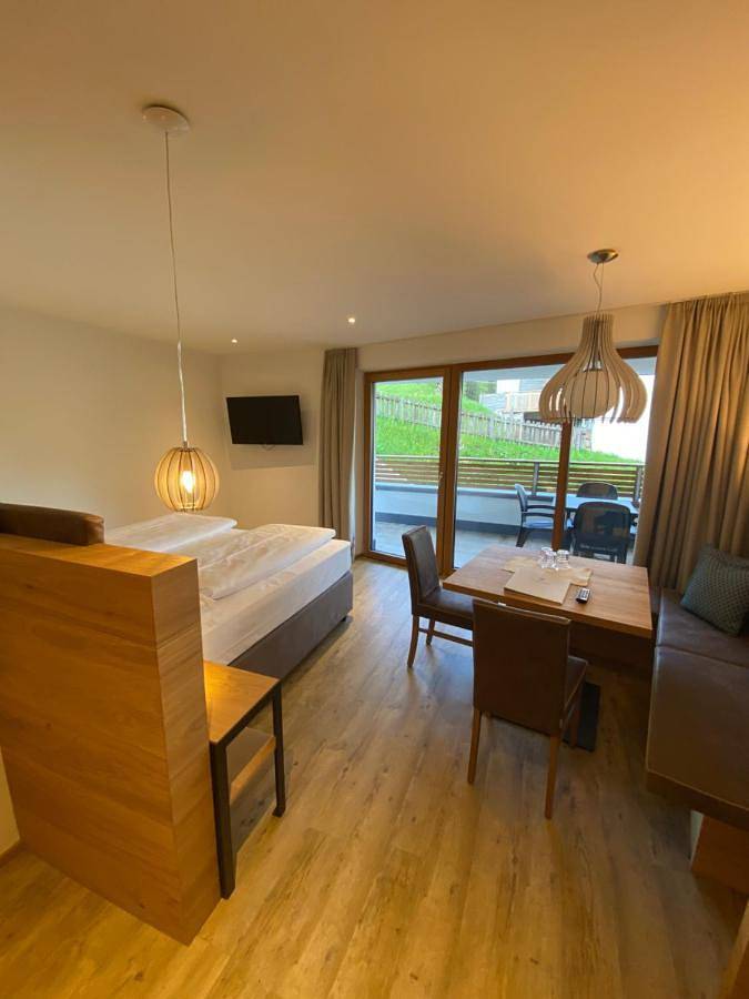 Hotel Restaurant Schaurhof in Sterzing, Zillertaler Alpen