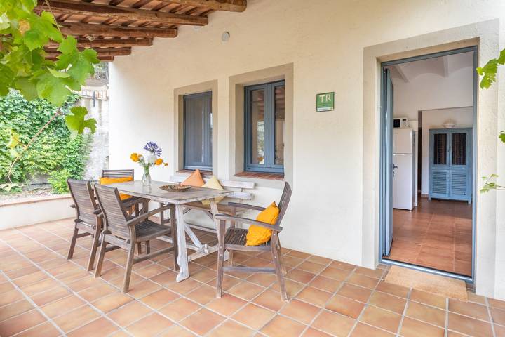 Casa rural para 6 personas, con Jardín en Cruilles - 3