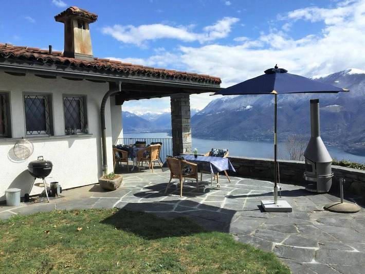 Ferienhaus für 6 Personen, mit Pool und Garten in Brissago