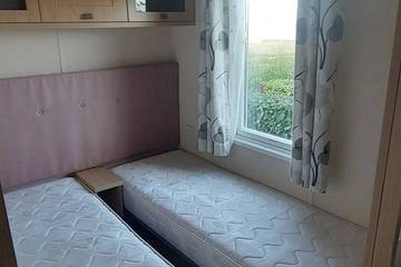 Camping pour 4 Personnes dans Gouville-sur-Mer, Cotentin, Photo 3