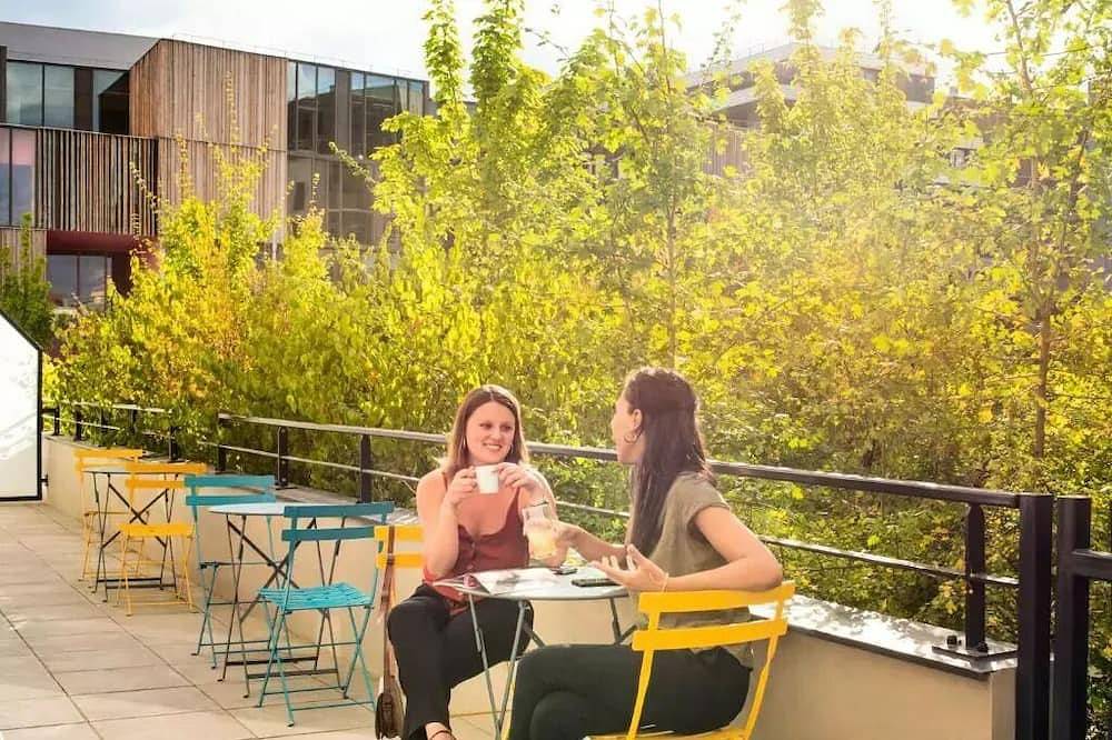 Appartement entier, Studio 4 Personnes in Colombes, Hauts-de-Seine