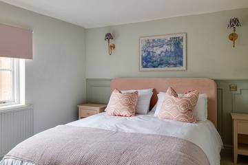 Holiday Rental for 10 People in Chester, Cheshire, Photo 4