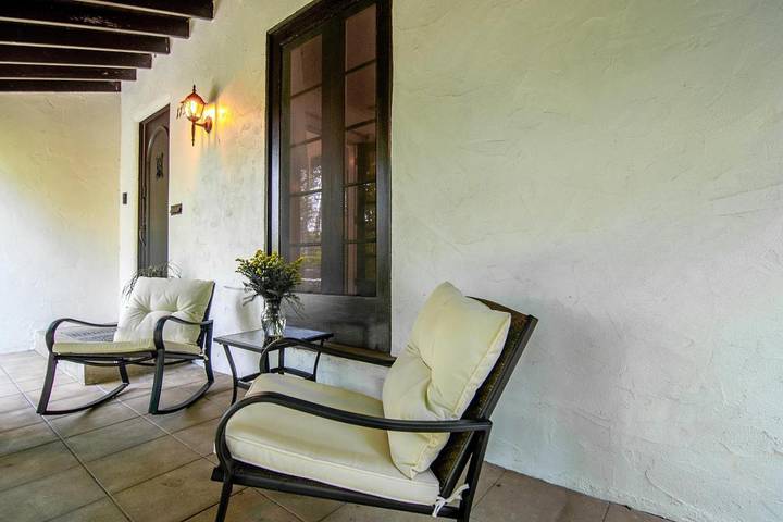 Villa pour 8 personnes, avec piscine ainsi que jardin et jacuzzi, animaux acceptés à Los Angeles - 4