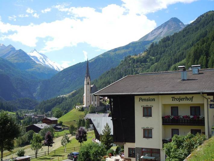 Ferienwohnung, mit Balkon und Terrasse sowie Garten und Sauna in Heiligenblut - 2