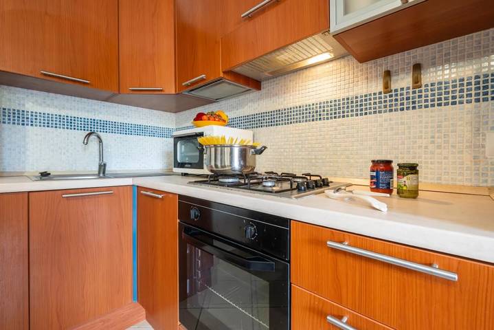 Gîte pour 6 personnes, avec vue et balcon/terrasse à Tanaunella - 3