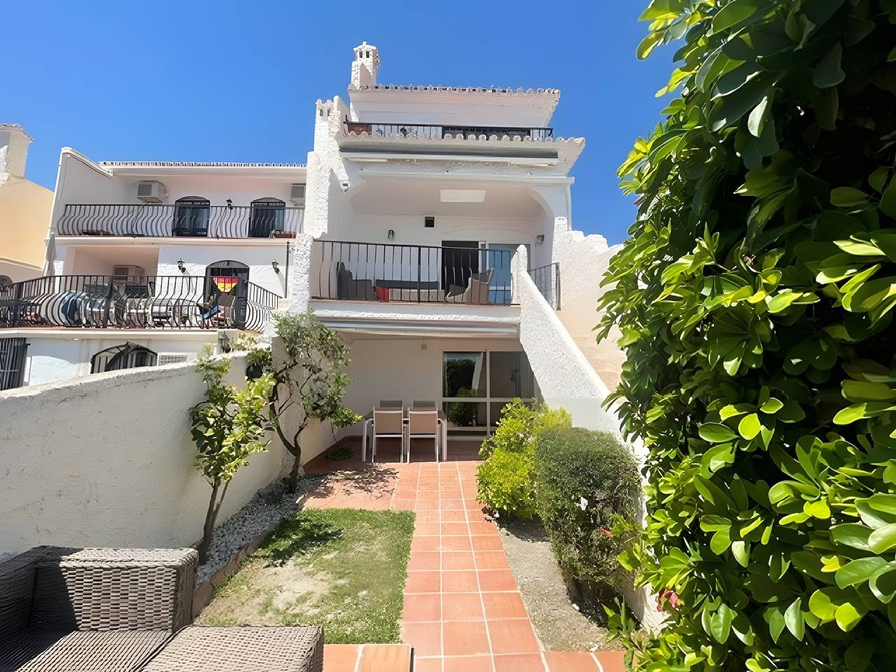 Jazmín 1A – Sea View Holiday Home in Capistrano Village in Senorio de Capistrano, El Capistrano