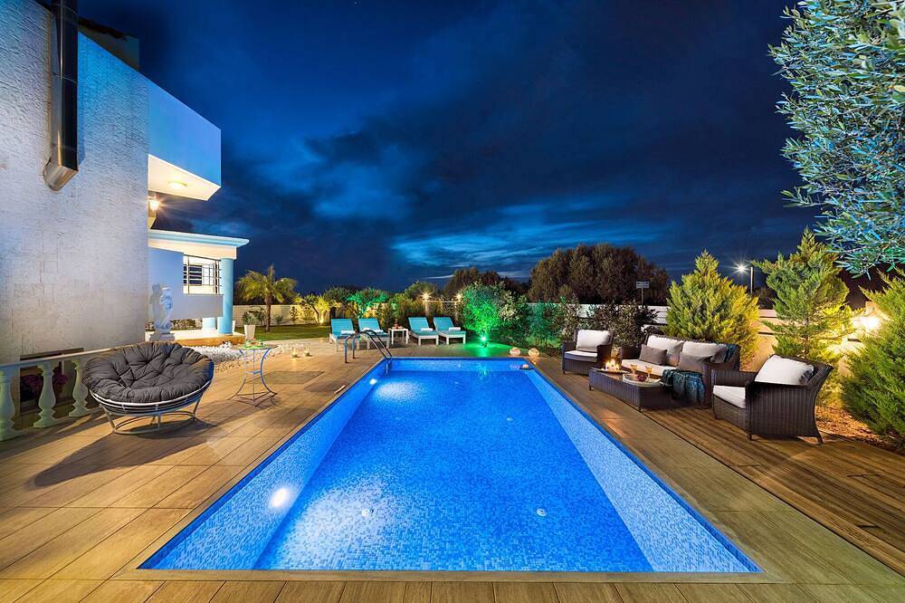 Aphrodite Luxe villa met prive zwembad in Limenas Chersonisou, Iraklio-Heraklion en omgeving