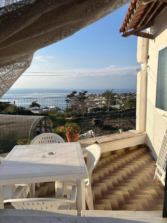 Ferienwohnung für 4 Personen, mit Balkon und Terrasse sowie Ausblick in Panza