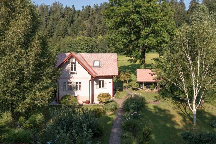 Gîte pour 2 personnes, avec jardin et vue à Bled - 2