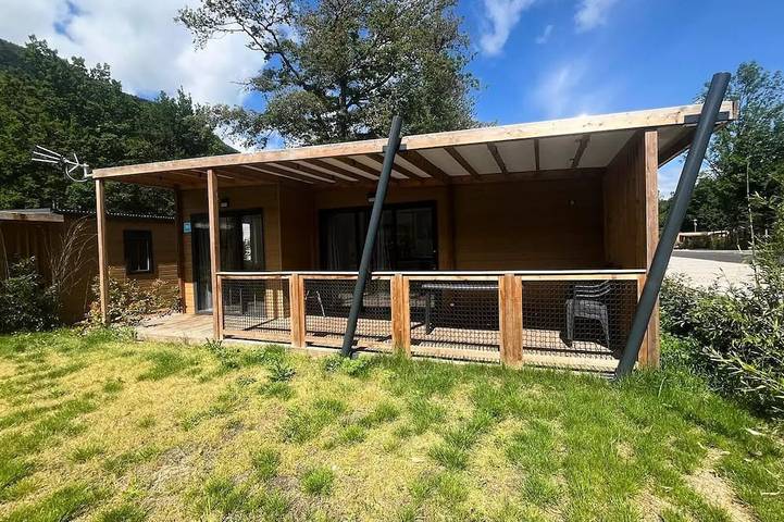 Gîte pour 6 personnes, avec terrasse et sauna à Savignac-les-Ormeaux