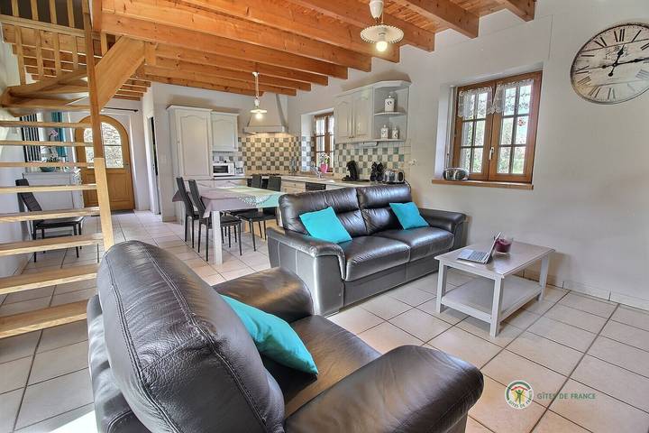 Gîte pour 4 personnes, avec jardin et terrasse