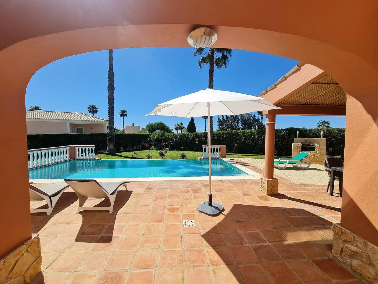 Ferienvilla mit Pool, Garten und Kinderspielplatz in Lagos, Faro Distrikt