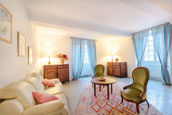 Appartamento intero, Appartamento 'Fascino ed Eleganza a Bourdeilles' in Bourdeilles, Périgord Vert
