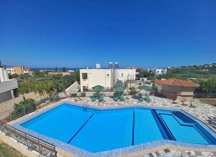 Appartement de vacances pour 4 personnes, avec jardin ainsi que piscine et vue, adapté aux familles