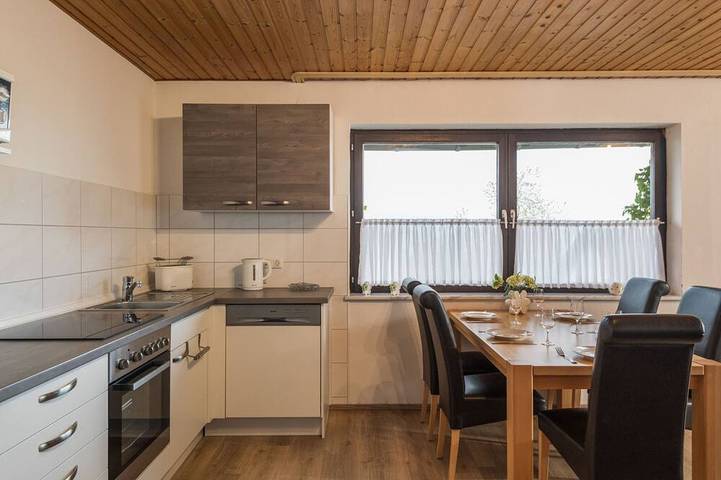 Ferienwohnung für 5 Personen, mit Sauna und Garten - 1