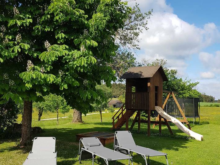 Ferienwohnung für 6 Personen, mit Ausblick und Garten sowie Balkon, kinderfreundlich in der Fränkische Schweiz - 4