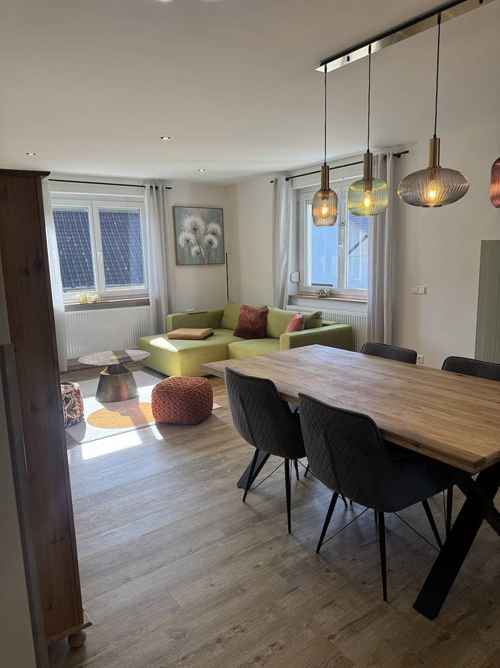 Appartement entier, Appartement 'Burghof' avec jardin partagé et Wi-Fi in Leibertingen, Region Bodensee-Oberschwaben